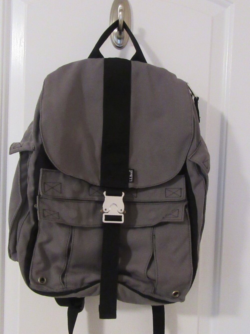 Vintage LL Bean Canvas Y2K Backpack Metal Closure Zip Gray & Black